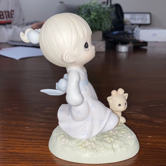 Precious Moments - Picture 1 of 8